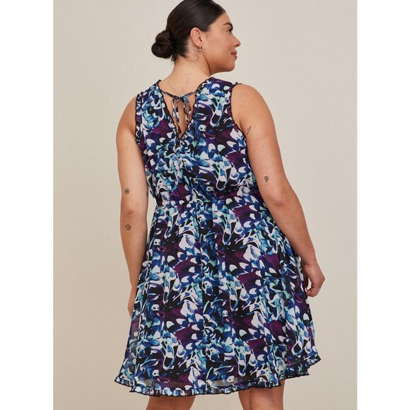 NWT Torrid 4X Mini Chiffon Black Floral Print Sleeveless Ruffle Dress Size 26 - Picture 3 of 8